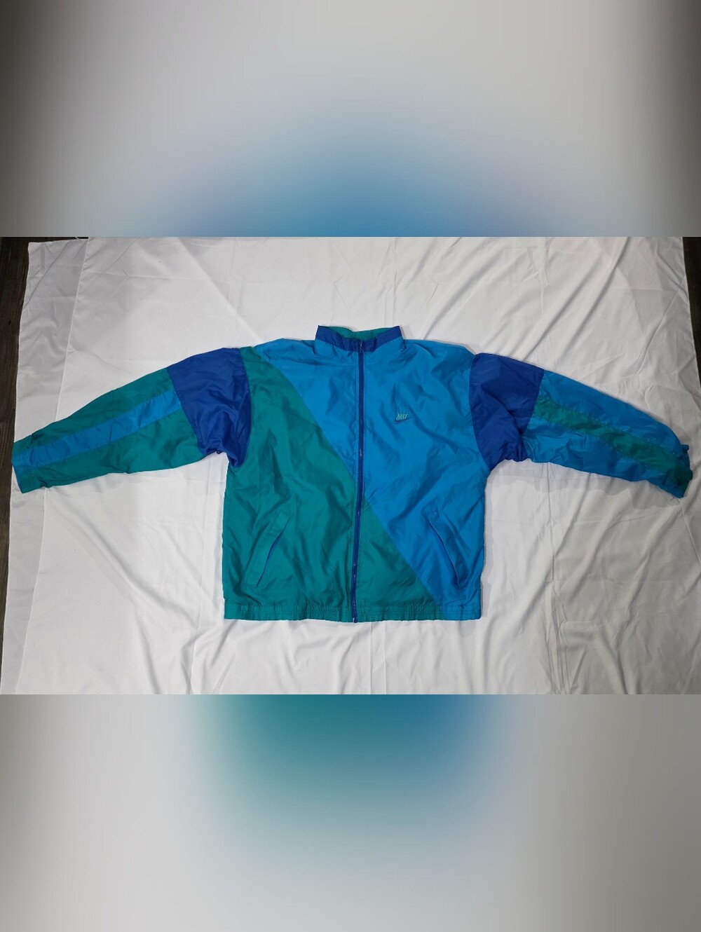 vintage 90s Nike Gray Tag Windbreaker Jacket Green Blue Color Block